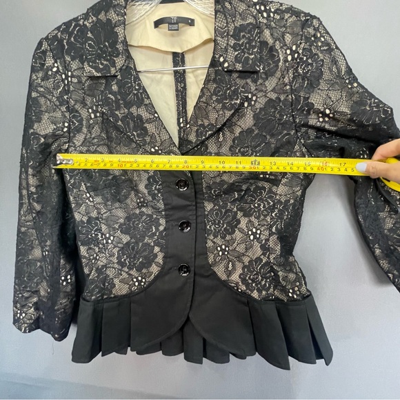 Teenflo floral black lace and pleated button down blazer office attire - Picture 5 of 12